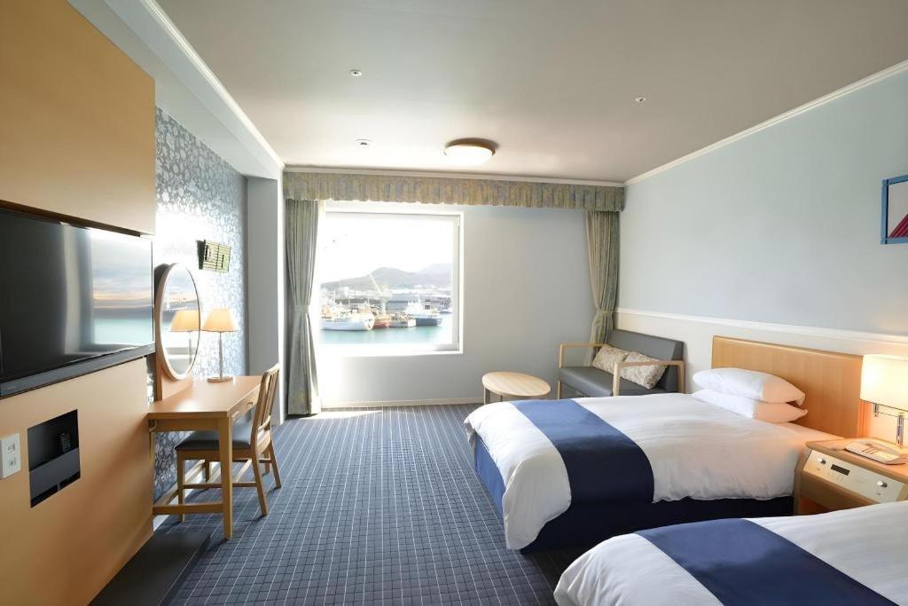 Hotel Hill 3*